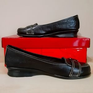 AERSOLES | Juneberry Black Leather Loafers